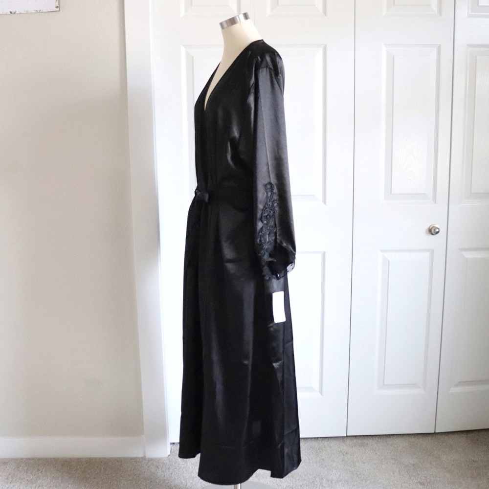 Flora by Flora Nikrooz Black Satin Stella Robe - Picture 5 of 13